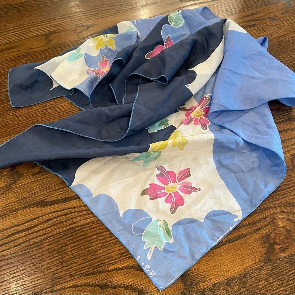 VINTAGE LSH Silk Rectangle Scarf Blue & White Pink Floral Print